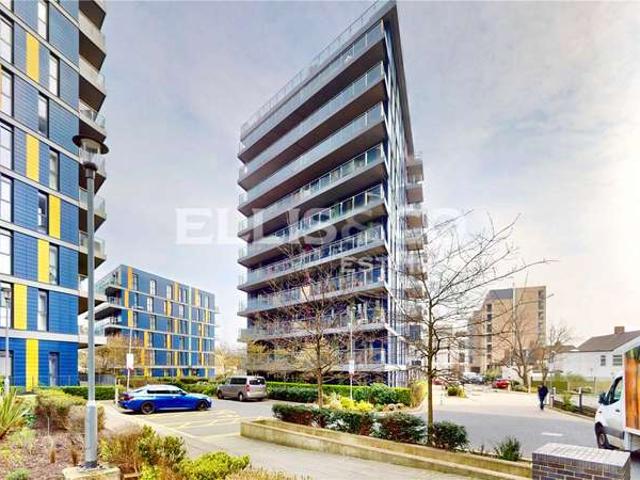 Flat for sale in Alperton, Greater London