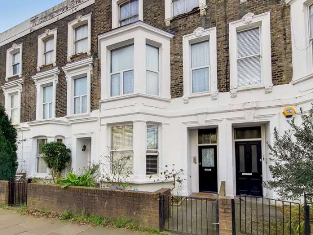 Flat for sale in Holloway, Lower Holloway