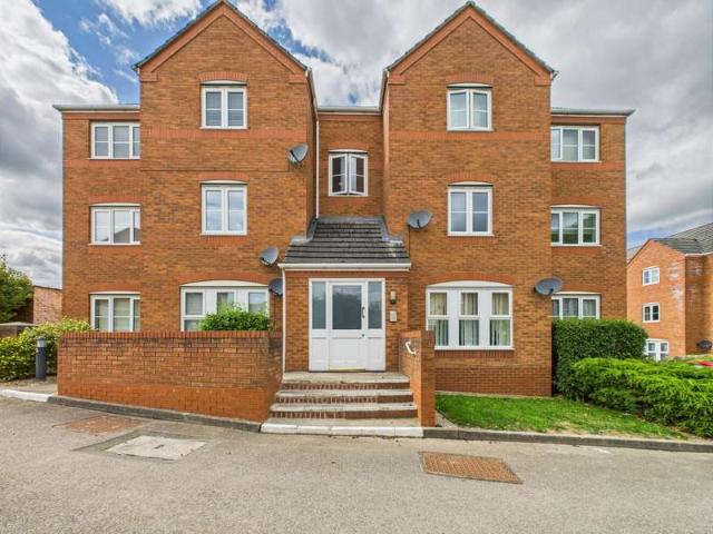Flat for sale in Camp Hill