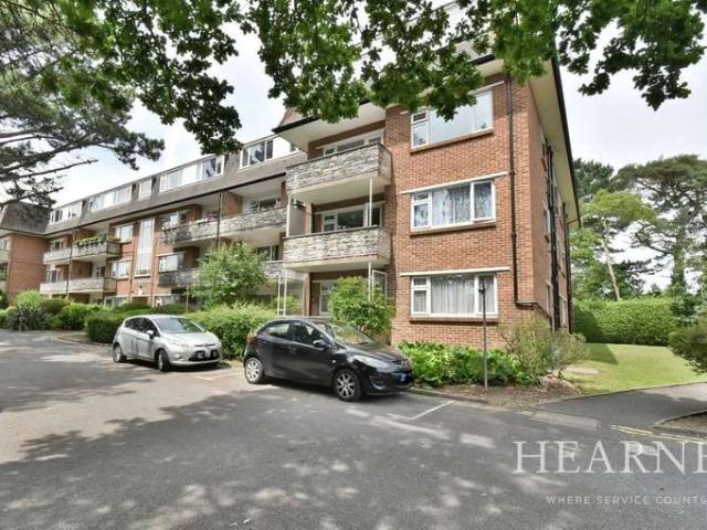 Flat for sale in Talbot Village, Bournemouth