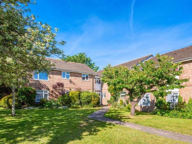 Flat for sale in Chichester, Littlecote