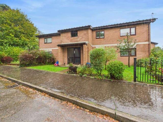 Flat for sale in Falcon Lodge, Wales