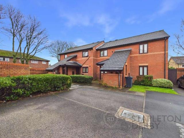 Flat for sale in Huyton, Knowsley