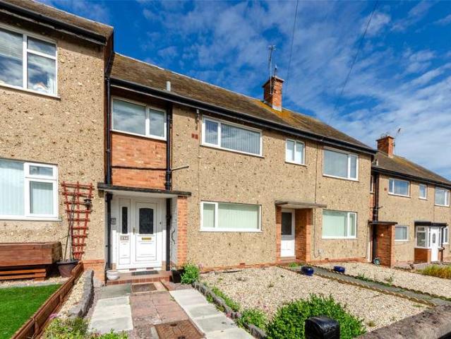 Flat for sale in Penrhyn Bay, Wales