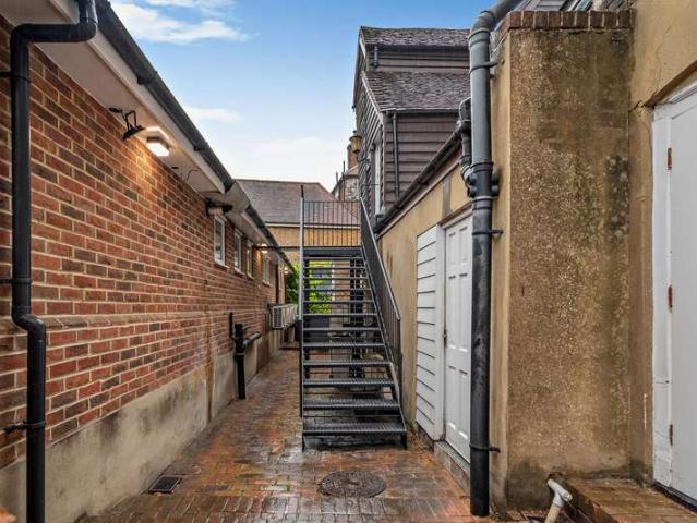 Flat for sale in Troy Town, Rochester