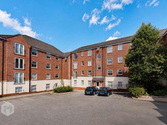 Flat for sale in Chapel Field, Bury