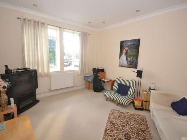Flat for rent in Garston, Watford