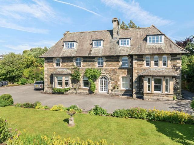 Flat for sale in Bowness-on-windermere