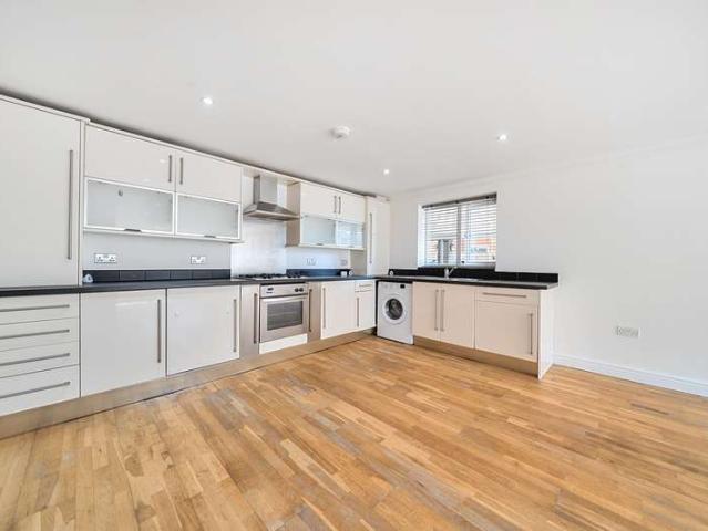 Flat for rent in Blendon, Greater London