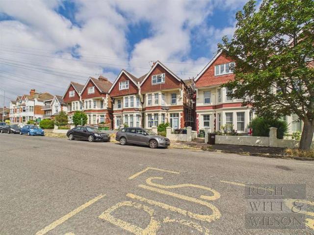 Flat for sale in Central, Heathlands