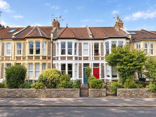 Flat for sale in Feckenham, City Of Bristol