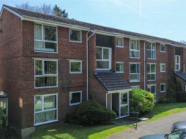 Flat for sale in Reading West, Reading