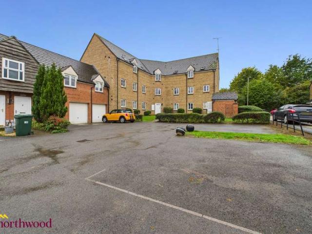 Flat for sale in Hanwell Fields, Cherwell