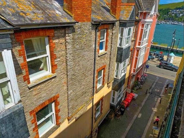 Flat for sale in Strode, Devon