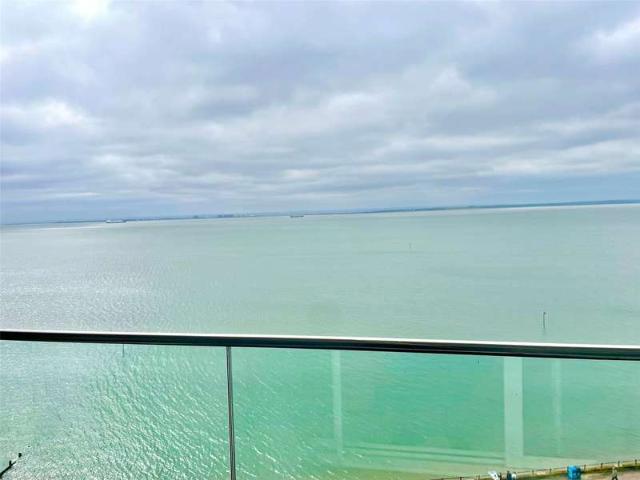 Flat for sale in Alton Barnes, Essex