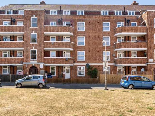 Flat for sale in London Borough of Merton, Greater London