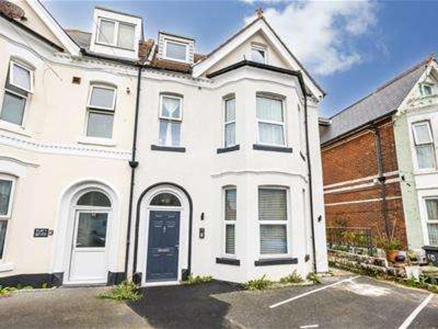 Flat for sale in Boscombe, Bournemouth