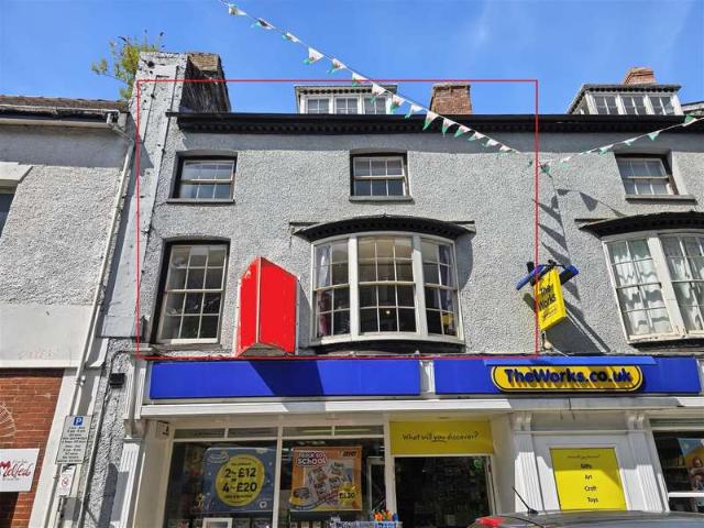 Flat for sale in Cardigan, Wales