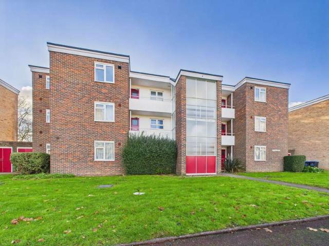 Flat for sale in Worthing, West Sussex