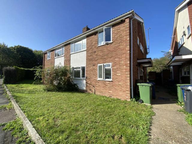 Flat for sale in Arbury, Cambridgeshire