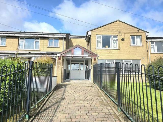 Flat for rent in Fountainhead, West Yorkshire