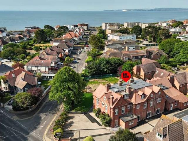 Flat for sale in Wick, Bournemouth