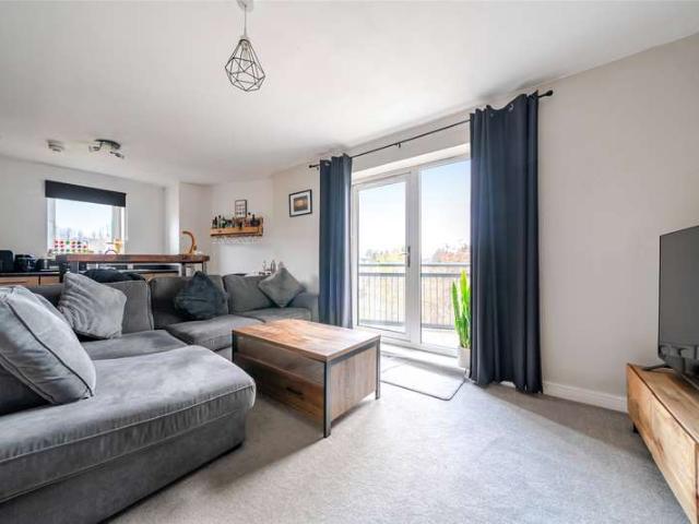 Flat for sale in St James, Sandown Park