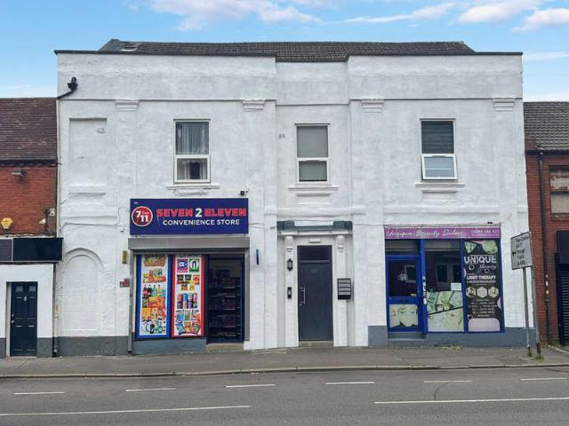 Flat for rent in Dixons Green, West Midlands