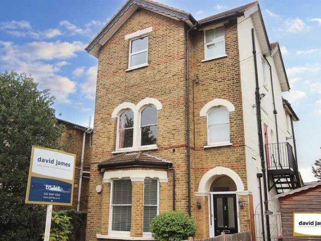 Flat for rent in Bromley, Plaistow