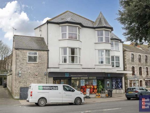 Flat for sale in Wakeham, Easton