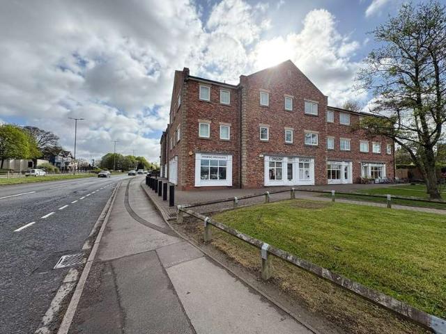 Flat for sale in Bramley, South Yorkshire
