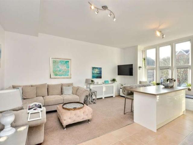 Flat for sale in Upperton, Eastbourne