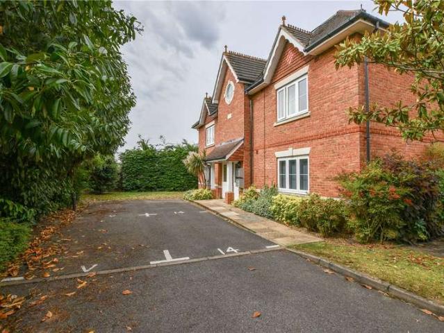 Flat for sale in Winnersh