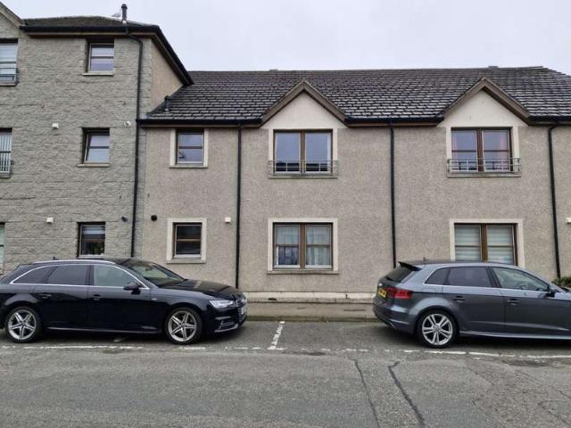 Flat for sale in Ellon, Scotland