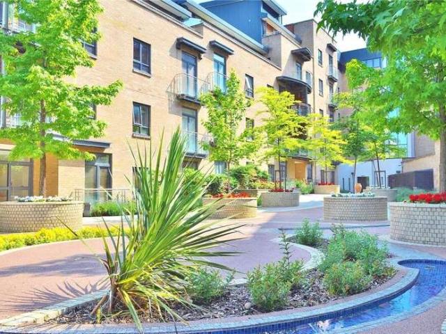 Flat for sale in Charlotteville, Westborough