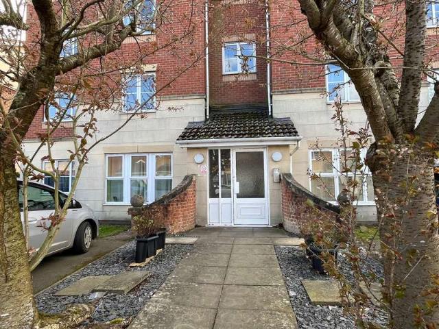 Flat for sale in Oakham, Rutland