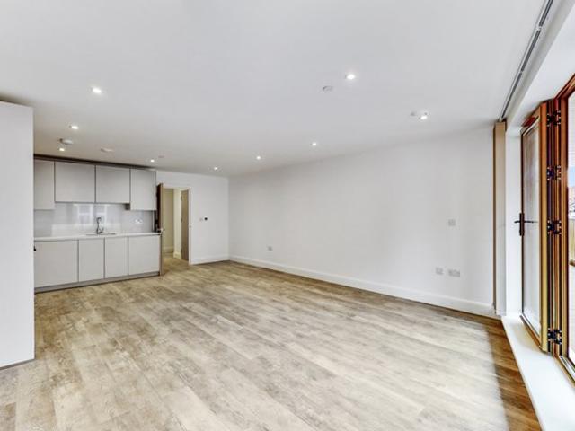 Apartment for rent in Dollis Hill, Greater London