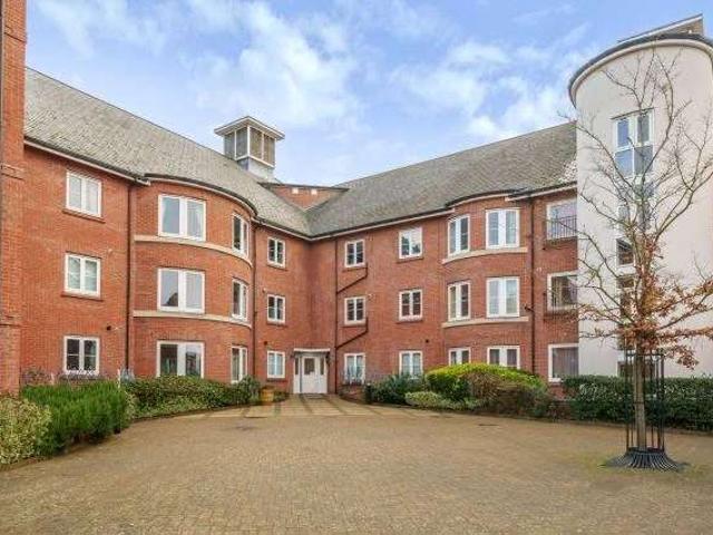 Flat for sale in Dromore, Oxfordshire
