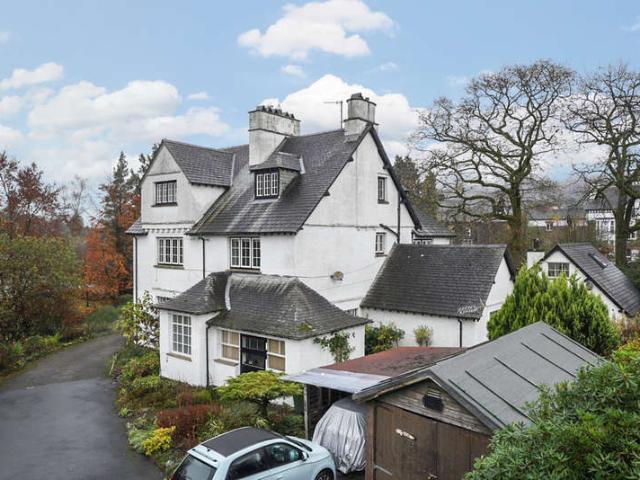 Flat for sale in Bowness-on-windermere