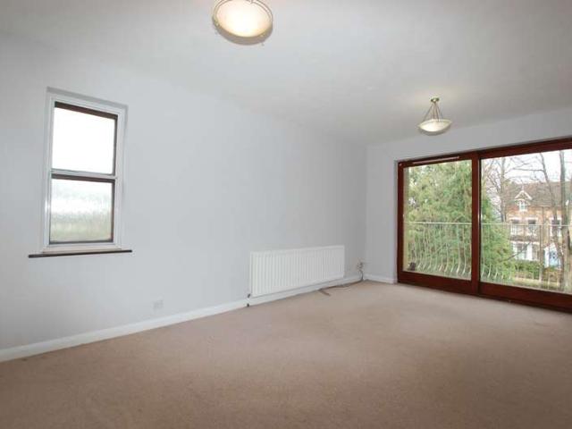 Flat for rent in Greater London