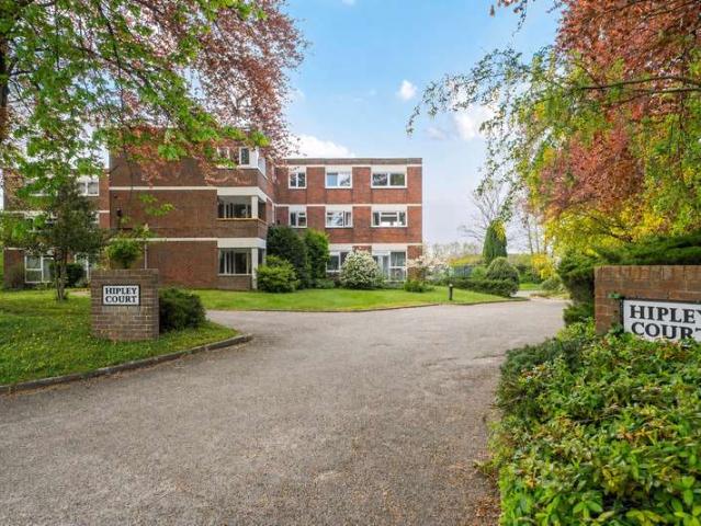 Flat for sale in Charlotteville, Westborough