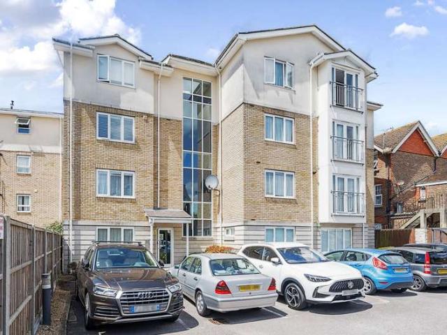 Flat for sale in Clapham, West Sussex