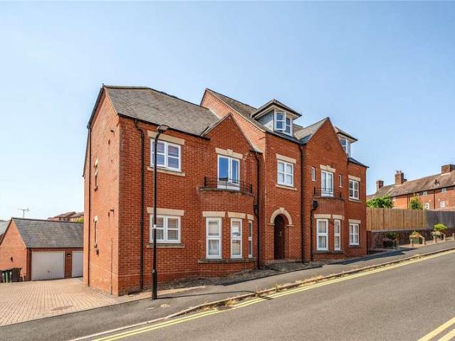 Flat for sale in Ludlow, Shropshire