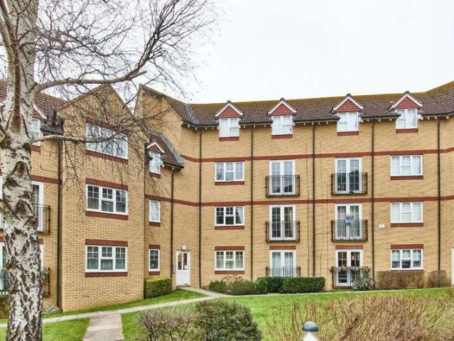 Flat for sale in Emersons Green, Kingswood
