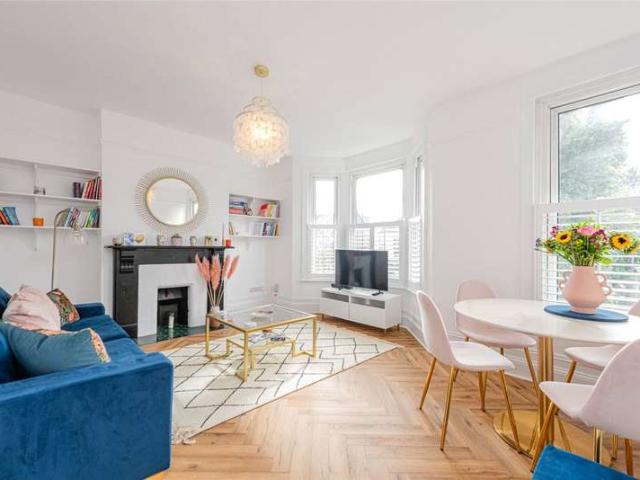 Flat for sale in London Borough of Brent, Greater London