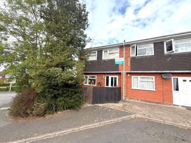 Flat for sale in Rushock, Worcestershire