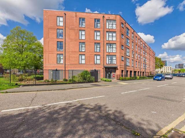Flat for sale in Highgate, West Midlands