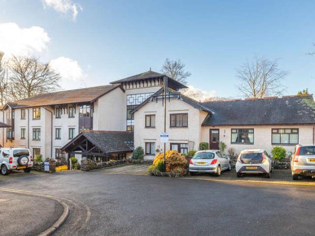 Flat for sale in Bowness-on-windermere