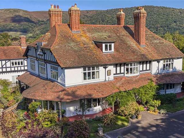 Flat for sale in Porlock, Somerset