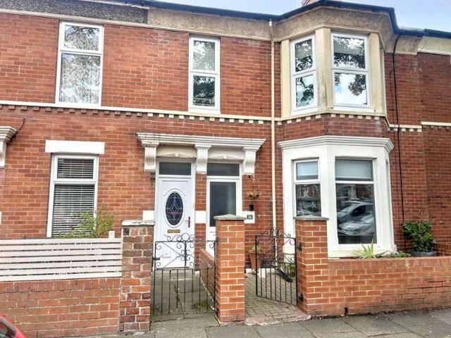 Flat for sale in Whitley Bay, North Tyneside